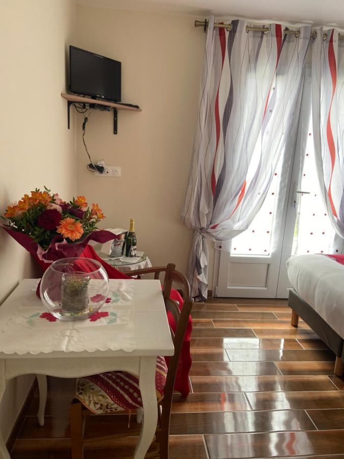 Bed and Breakfast Esprit Etape Saint-Barthelemy-de-Vals Экстерьер фото