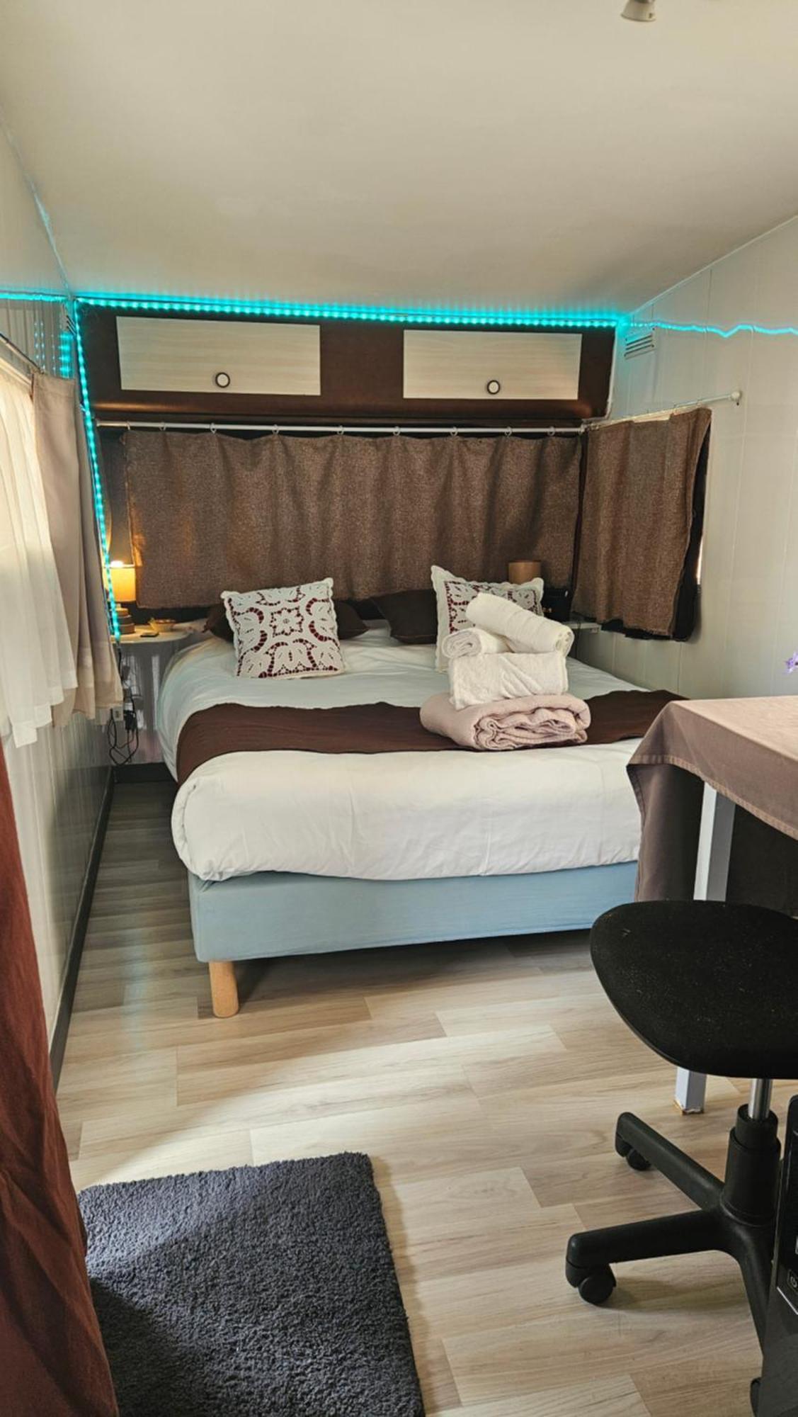 Bed and Breakfast Esprit Etape Saint-Barthelemy-de-Vals Экстерьер фото